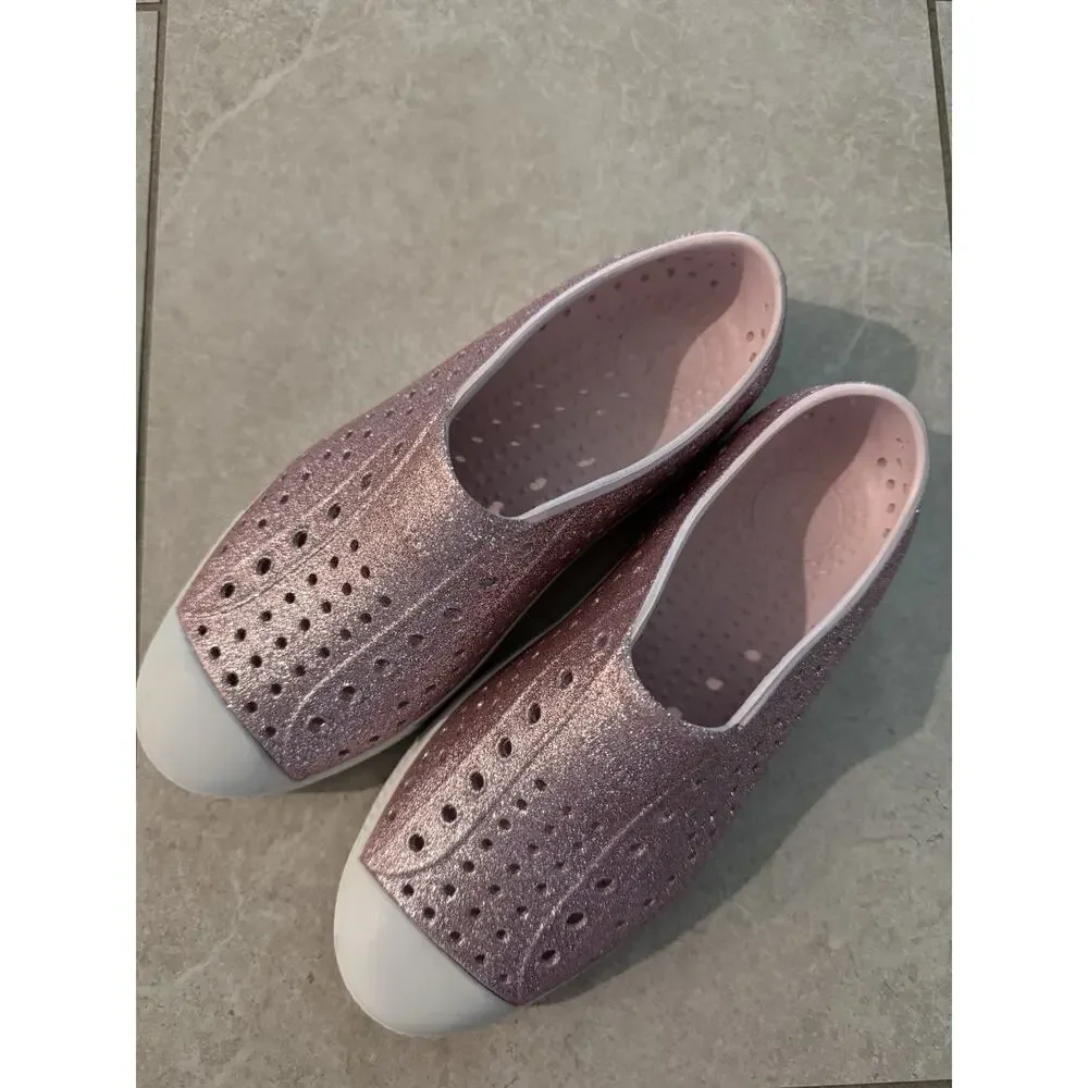 Native gently used